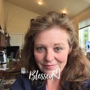 Meet your Posher, Mandy